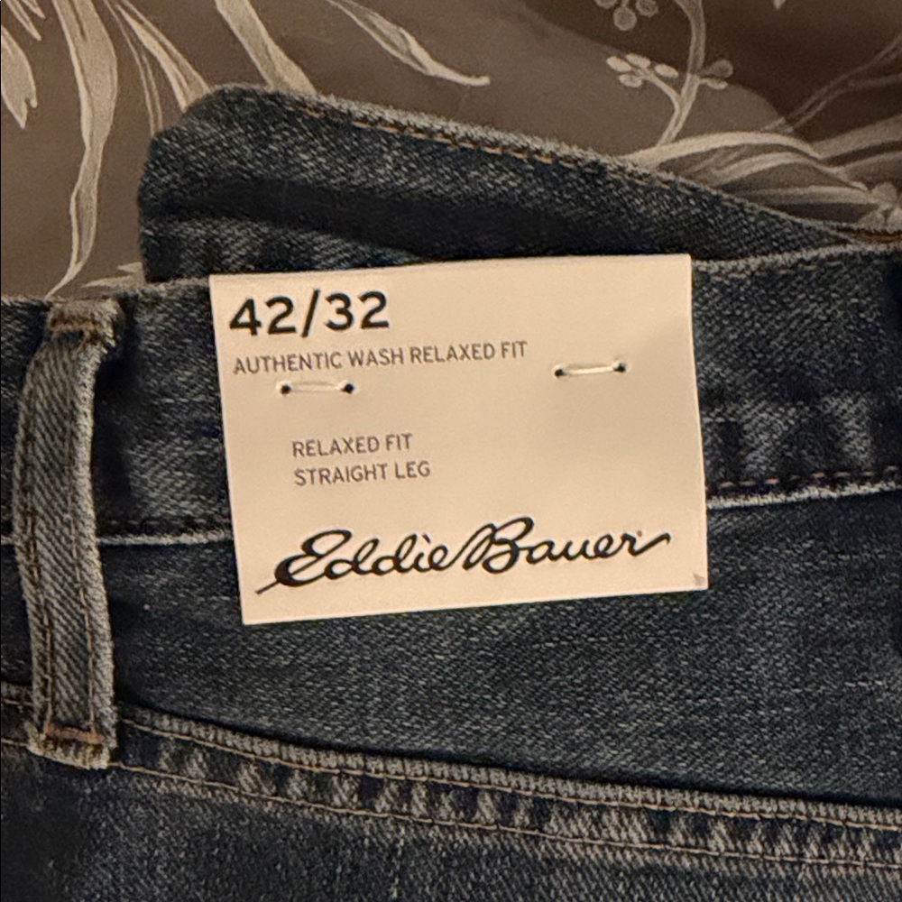 Eddie Bauer Women's Authentic Wash Straight Leg Jeans